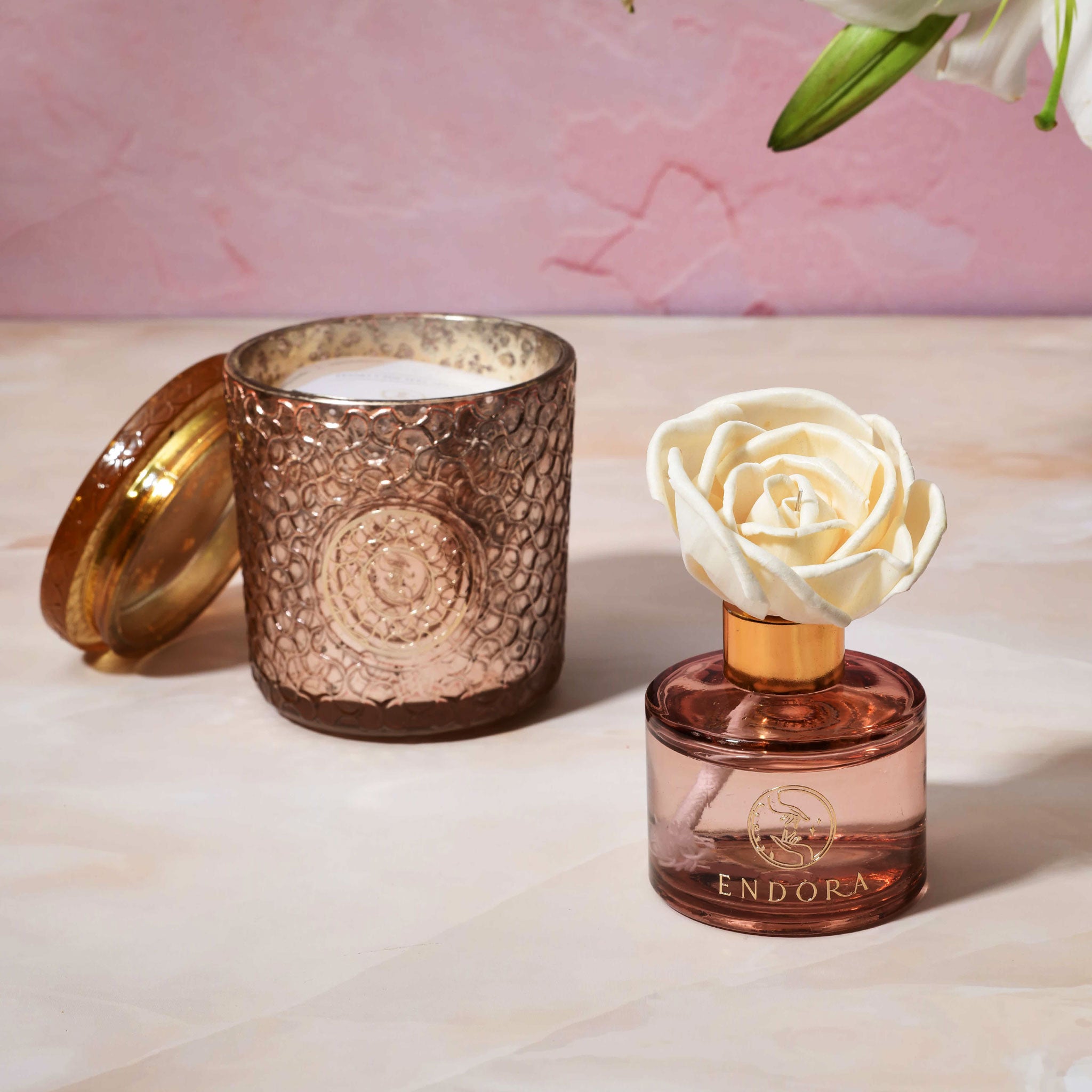 Endora Signature Rosegold candle + Diffuser set