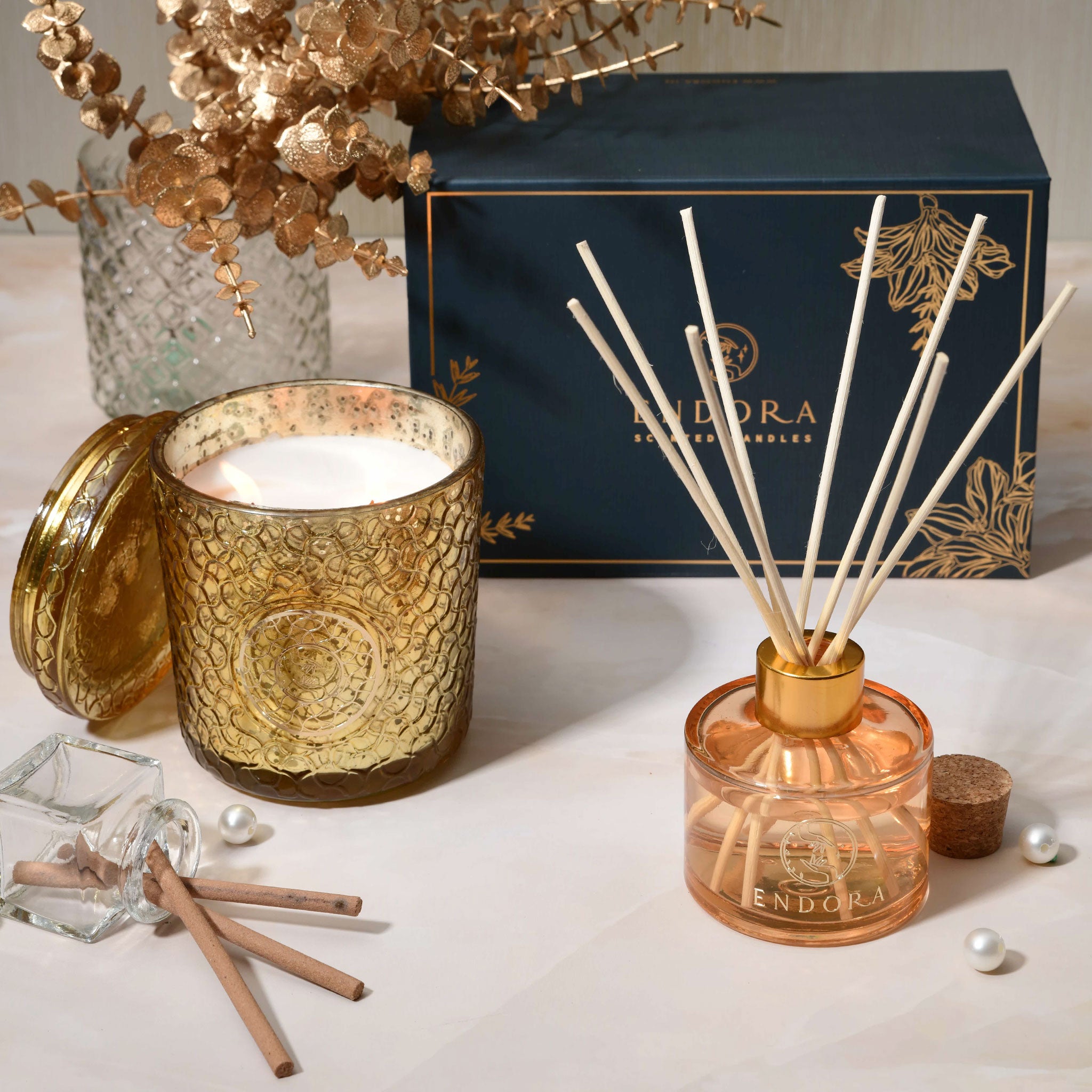 Endora Signature gold candle + Diffuser set