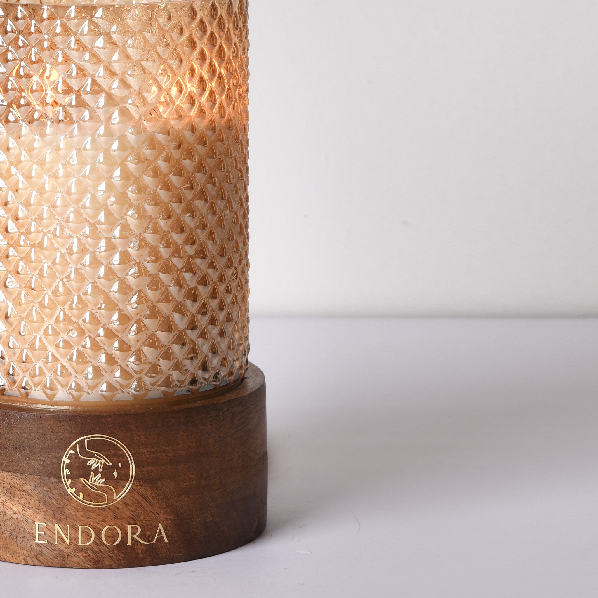 Diamond Cut Wood Base Candles | Amber